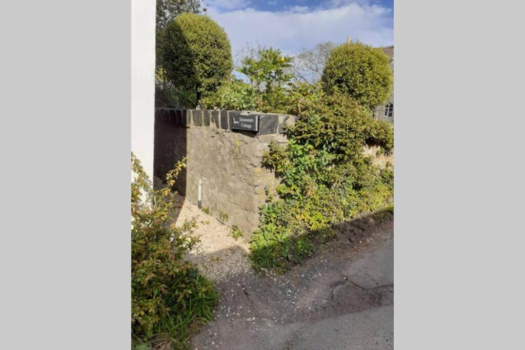 Characterful Cottage Adjacent To An Orchard Brockley エクステリア 写真